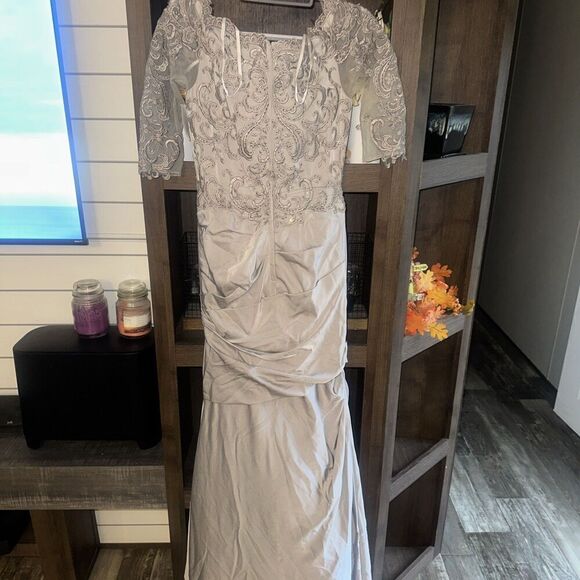 La Femme Half Sleeve Embroidered Embellished Long Jersey Ruched Mermaid Gown. 17 - Picture 5 of 14